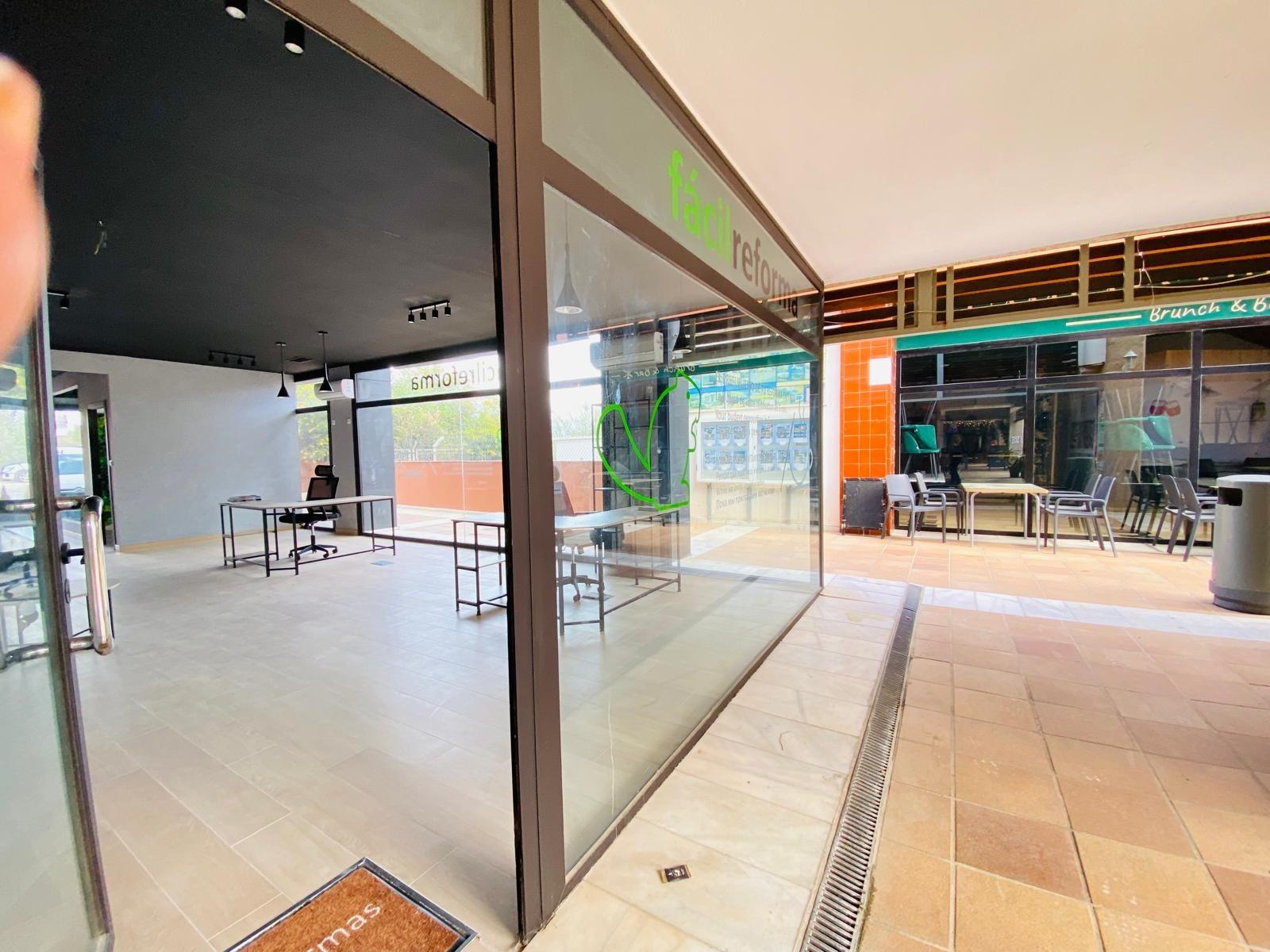 Comercial en venta en Orihuela Costa
