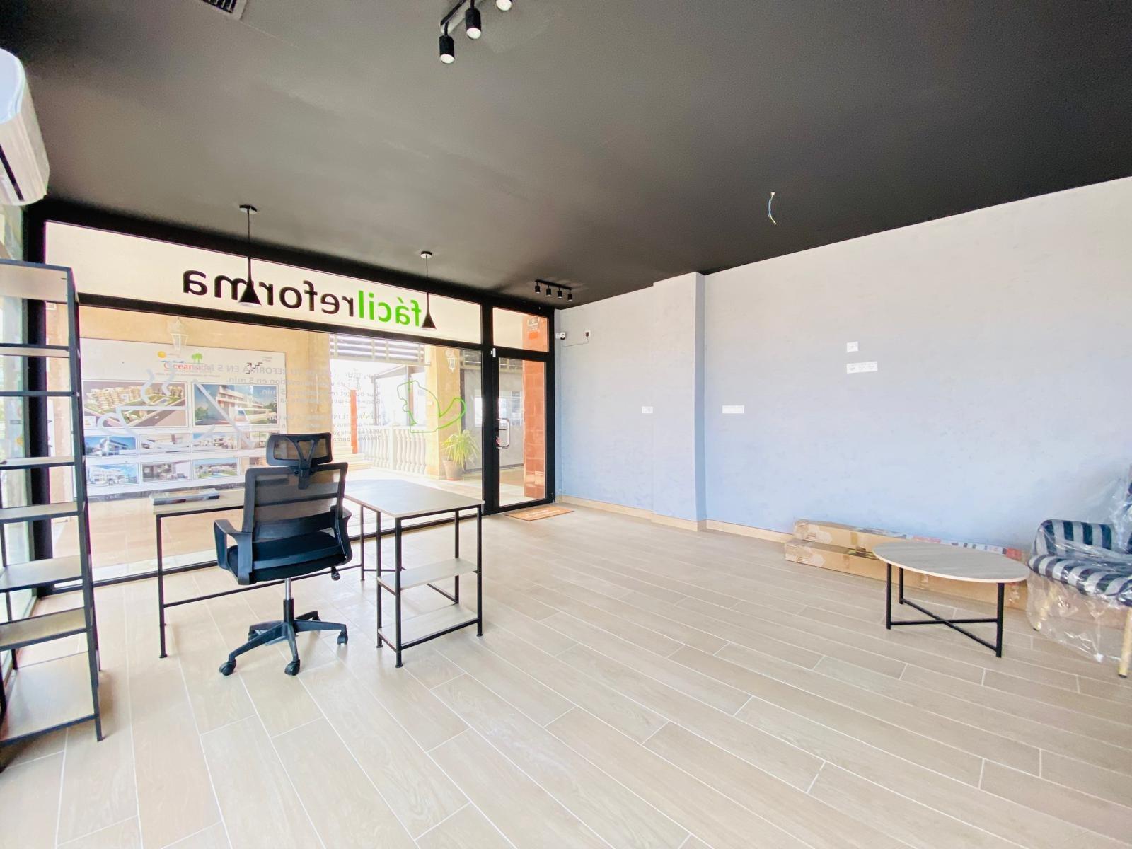 Comercial en venta en Orihuela Costa