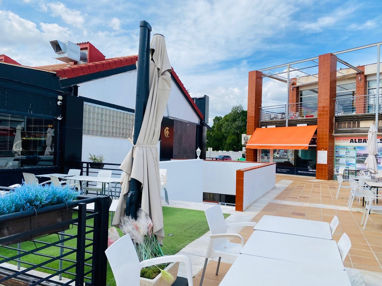 Comercial en venta en Orihuela Costa