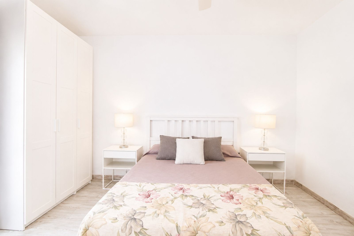 Apartment for sale in Puerto Banus, Málaga, Spain