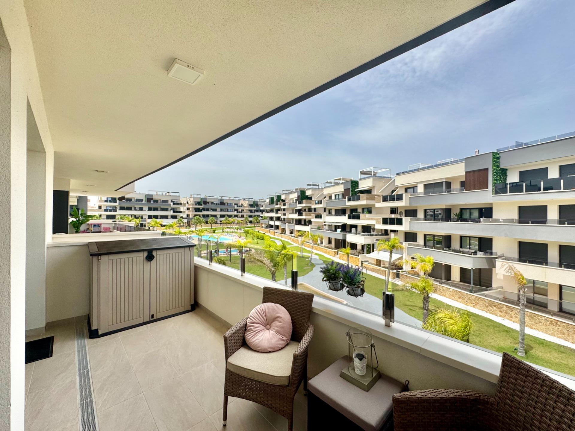 Piso en venta en Orihuela Costa