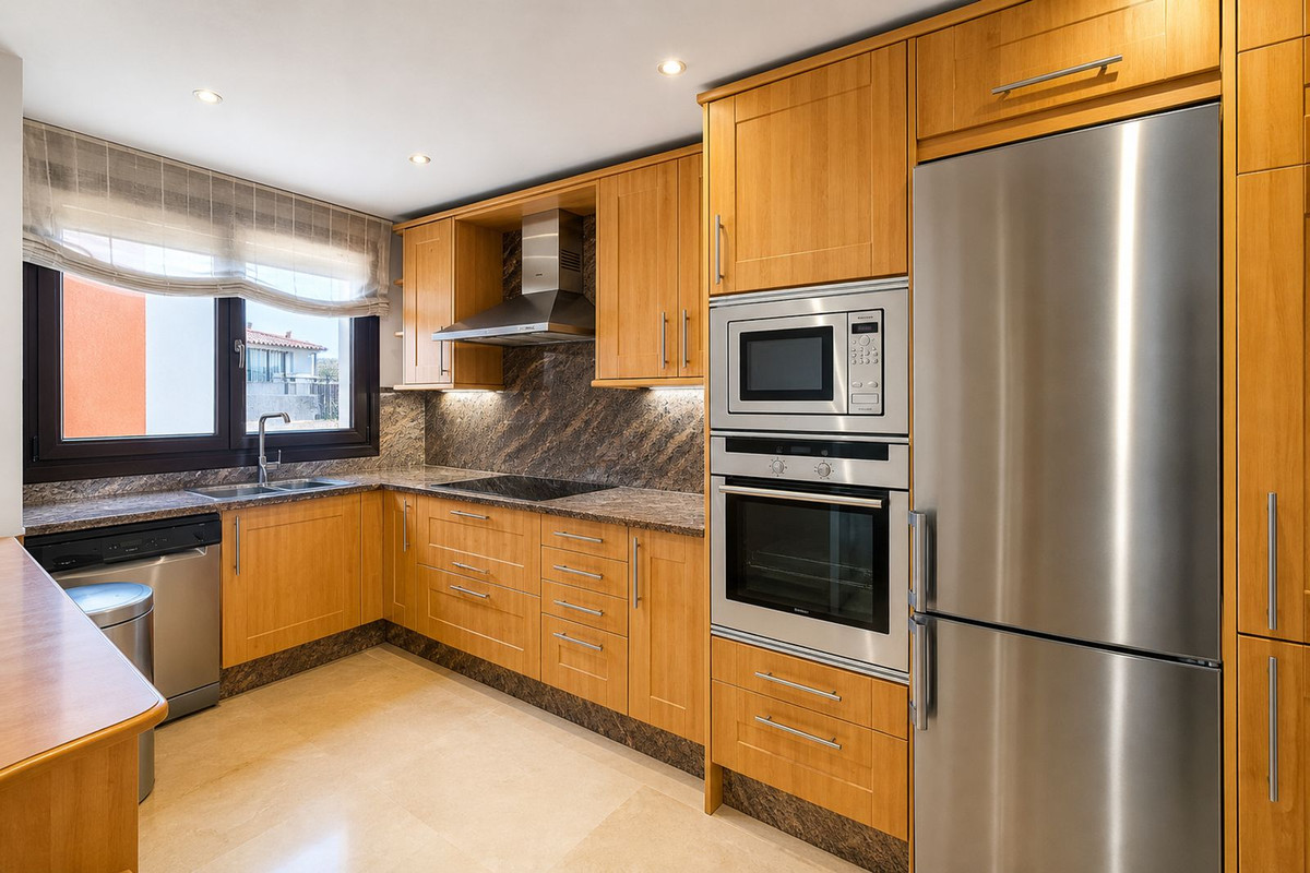Apartment for sale in Estepona, Málaga, Spain