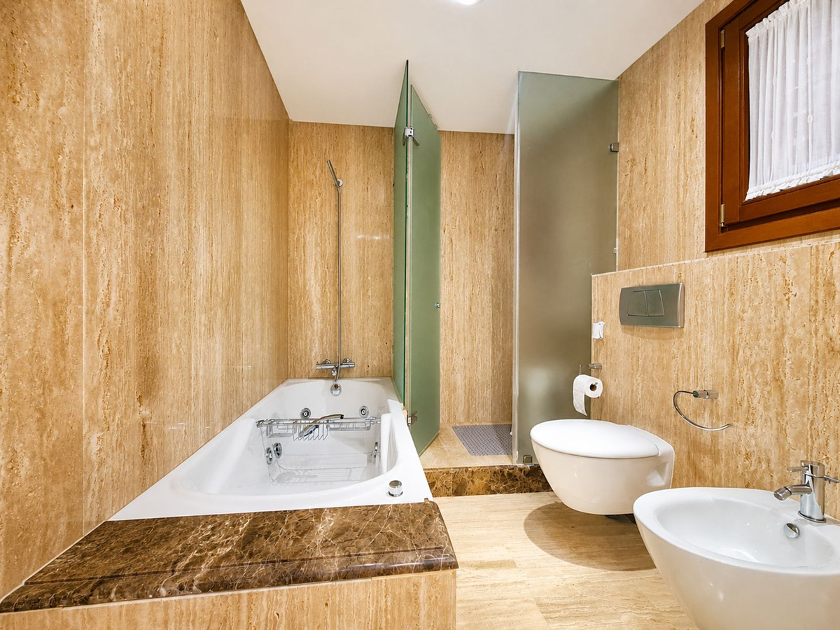 Apartment for sale in Estepona, Málaga, Spain
