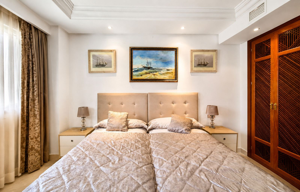 Apartment for sale in Estepona, Málaga, Spain