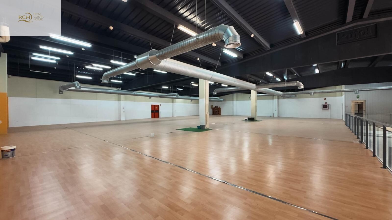 Commercial unit for sale in Finestrat, Alicante, Spain