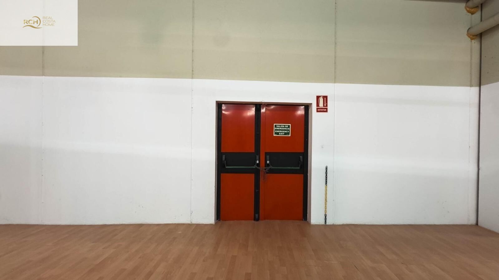 Commercial unit for sale in Finestrat, Alicante, Spain
