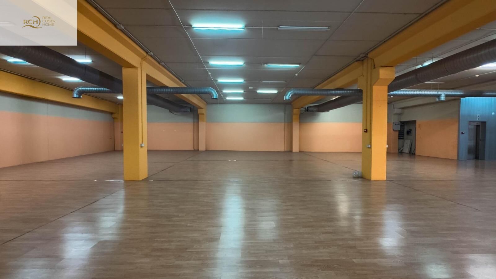 Commercial unit for sale in Finestrat, Alicante, Spain
