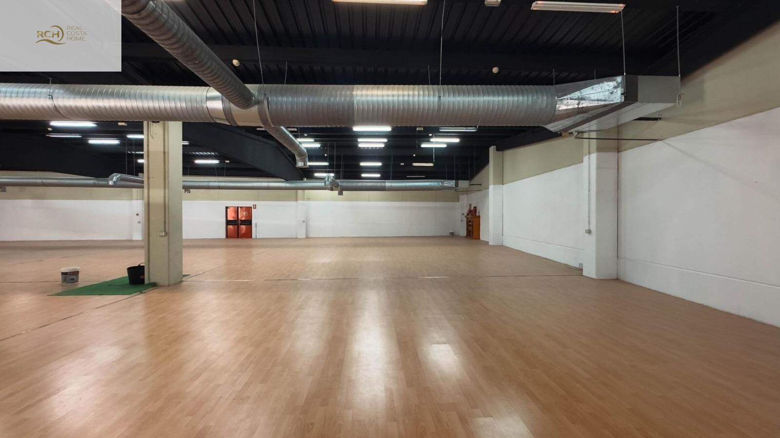Commercial unit for sale in Finestrat, Alicante, Spain