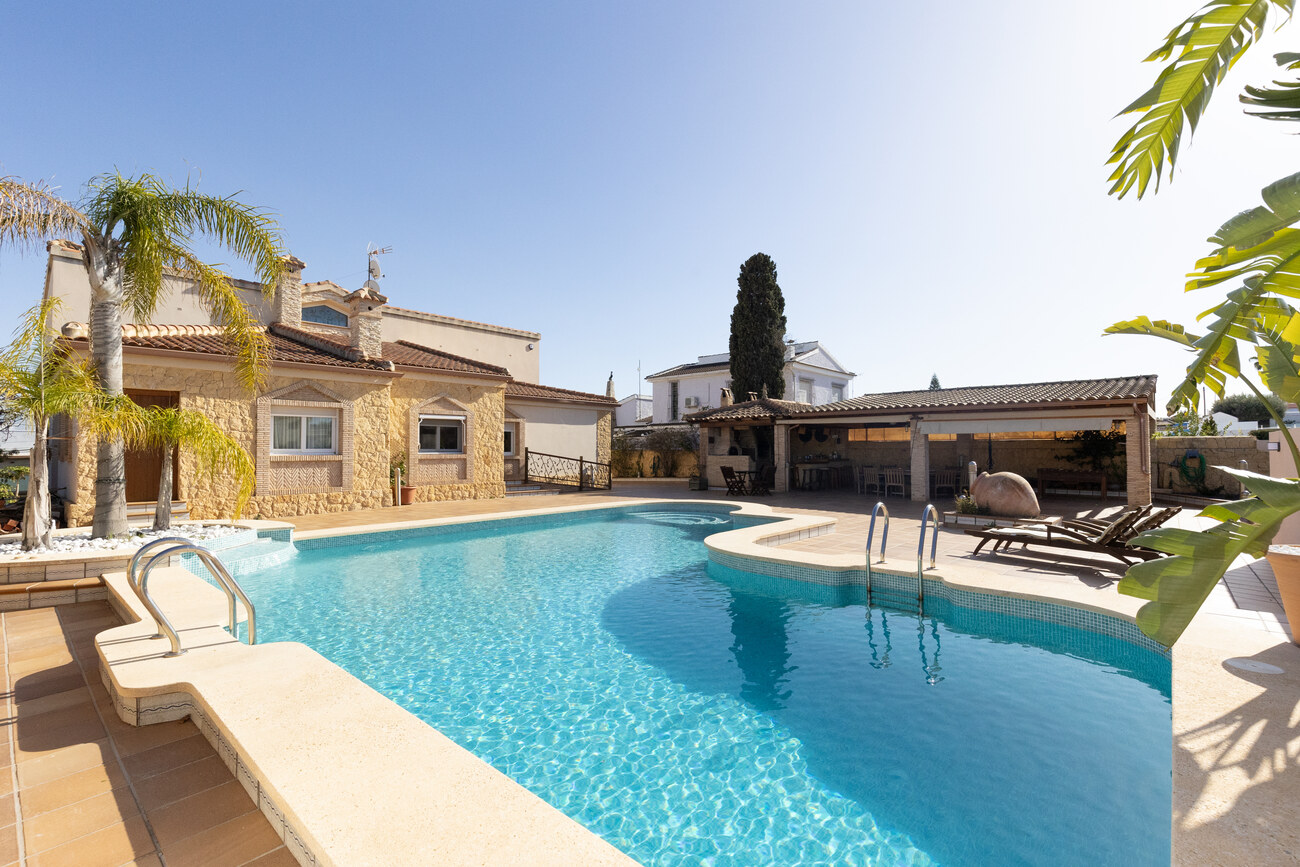 Villa en venta en Torrevieja
