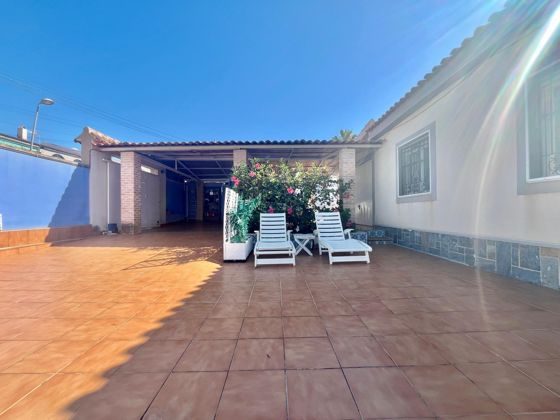 Villa en venta en Torrevieja
