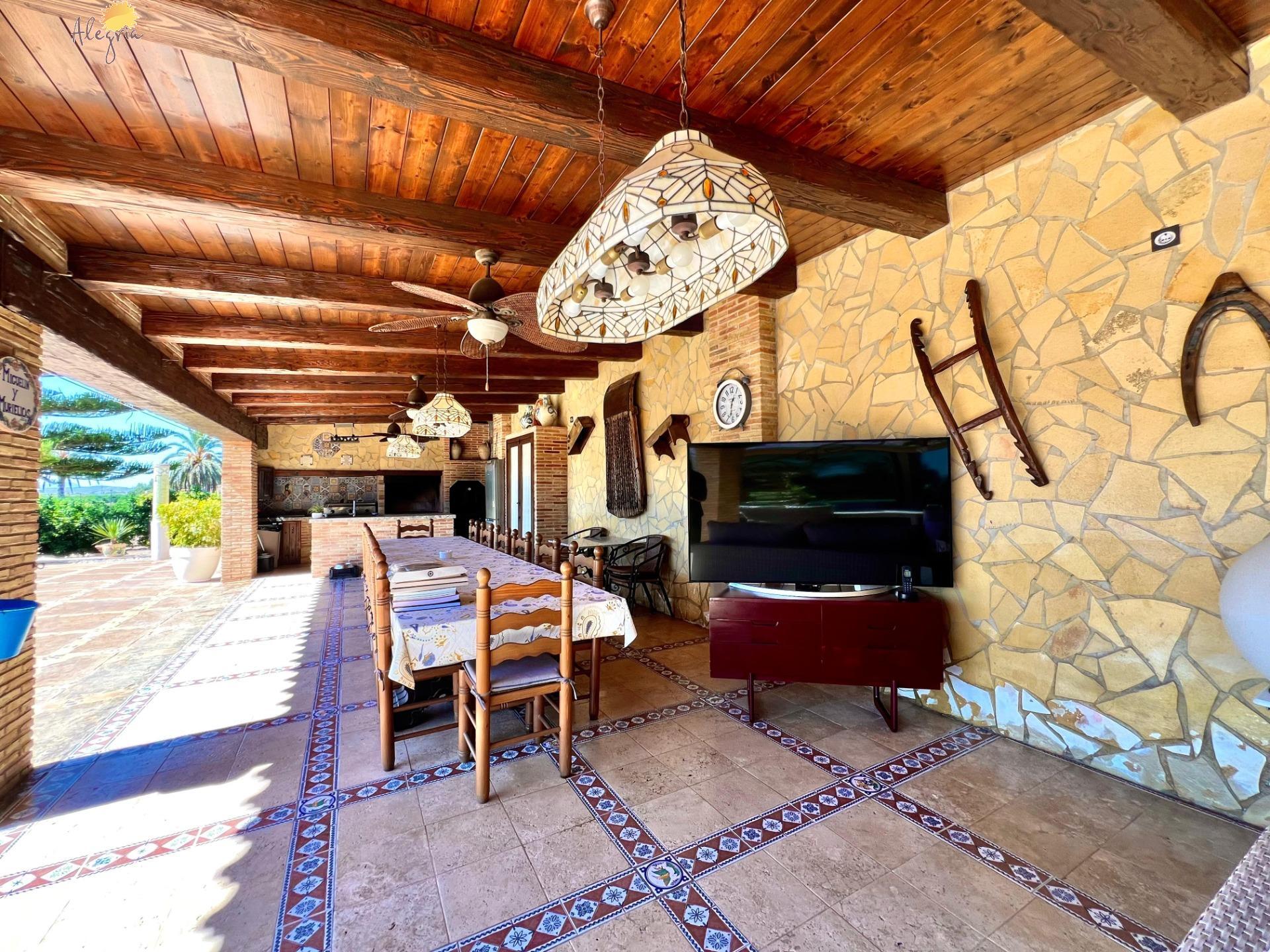 Villa en venta en Almoradi