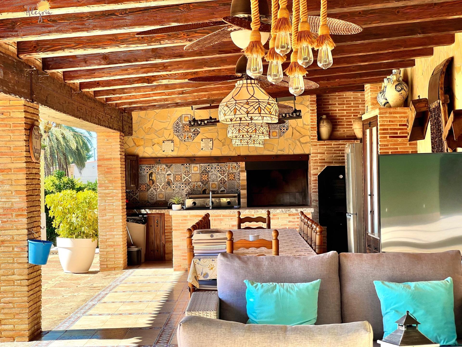 Villa en venta en Almoradi