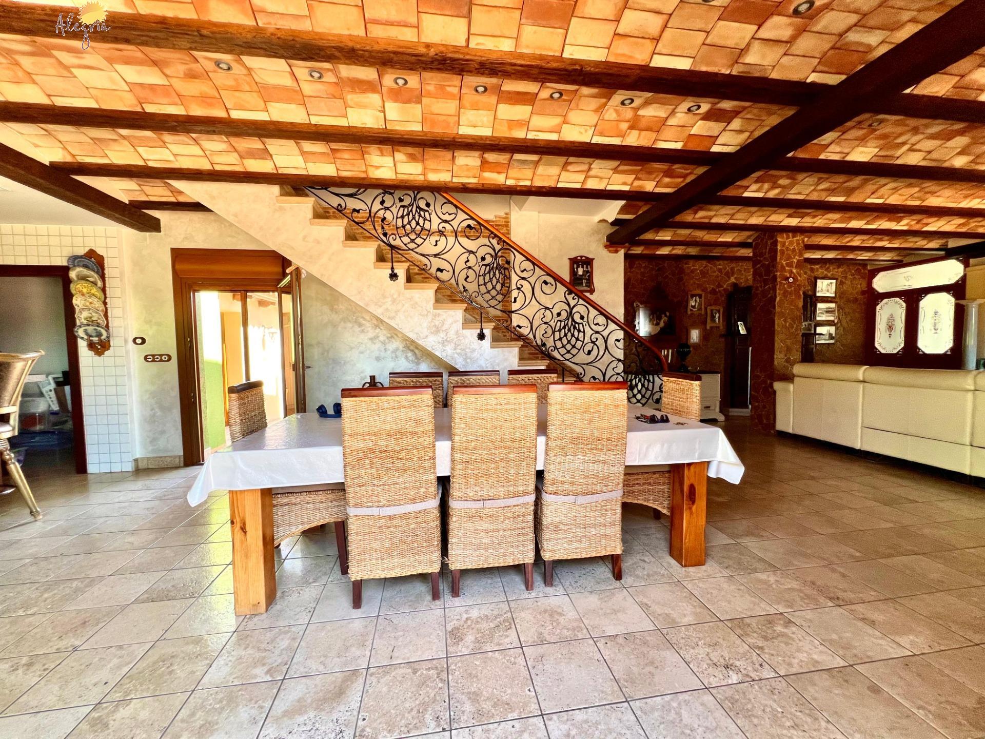 Villa en venta en Almoradi