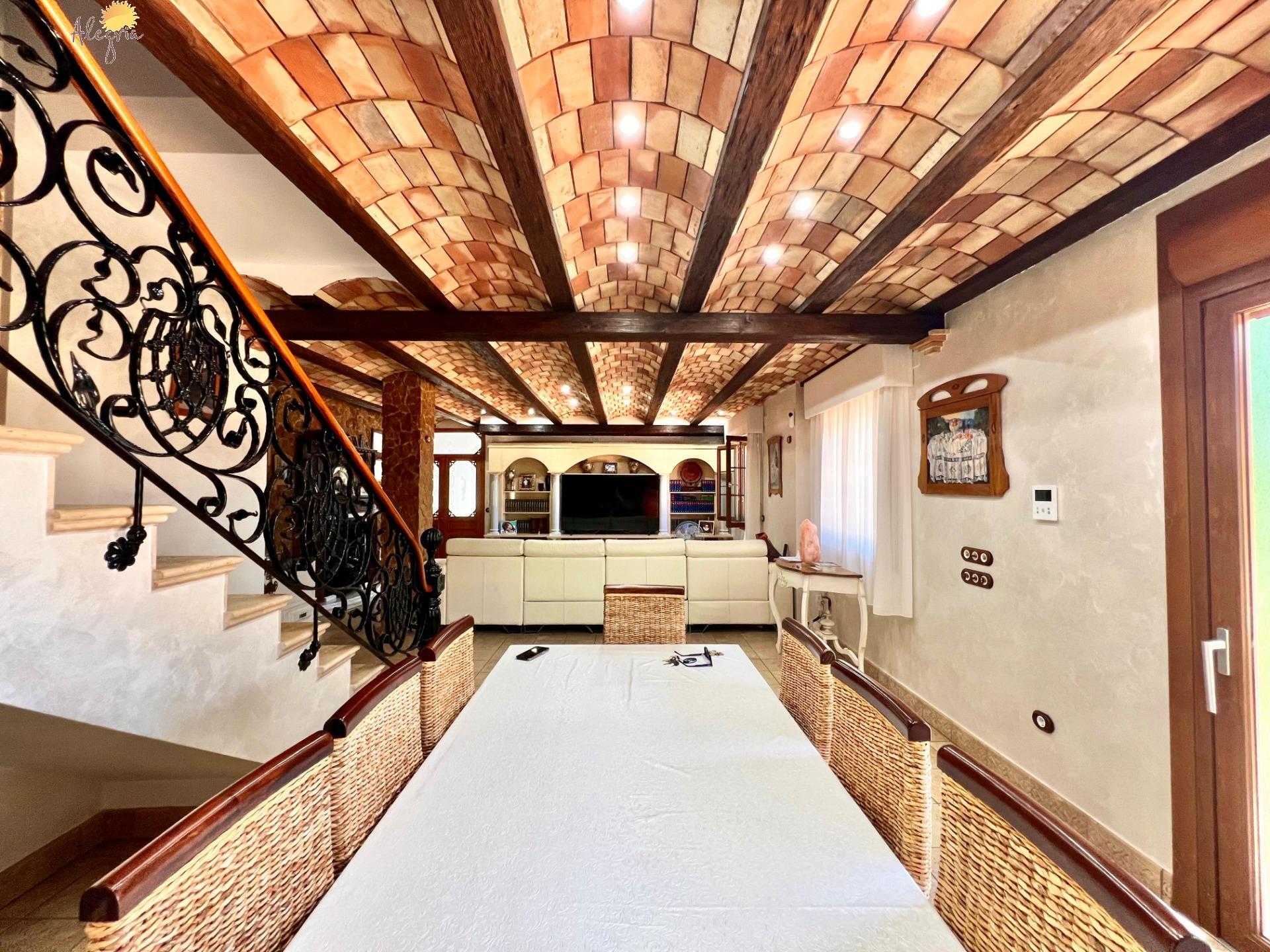 Villa en venta en Almoradi