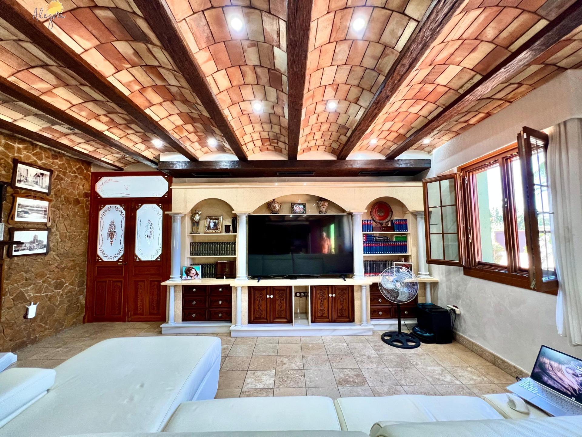 Villa en venta en Almoradi