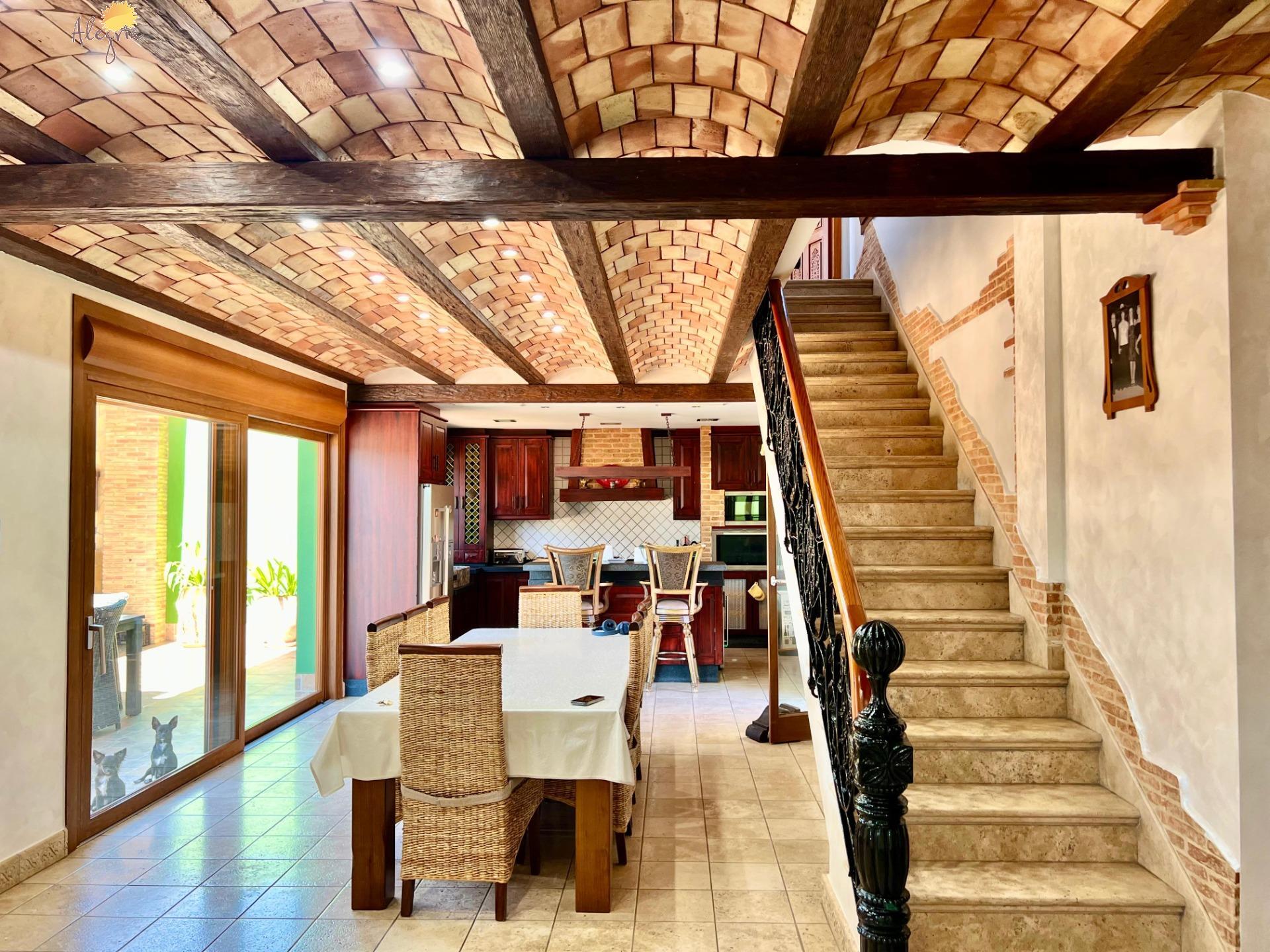 Villa en venta en Almoradi