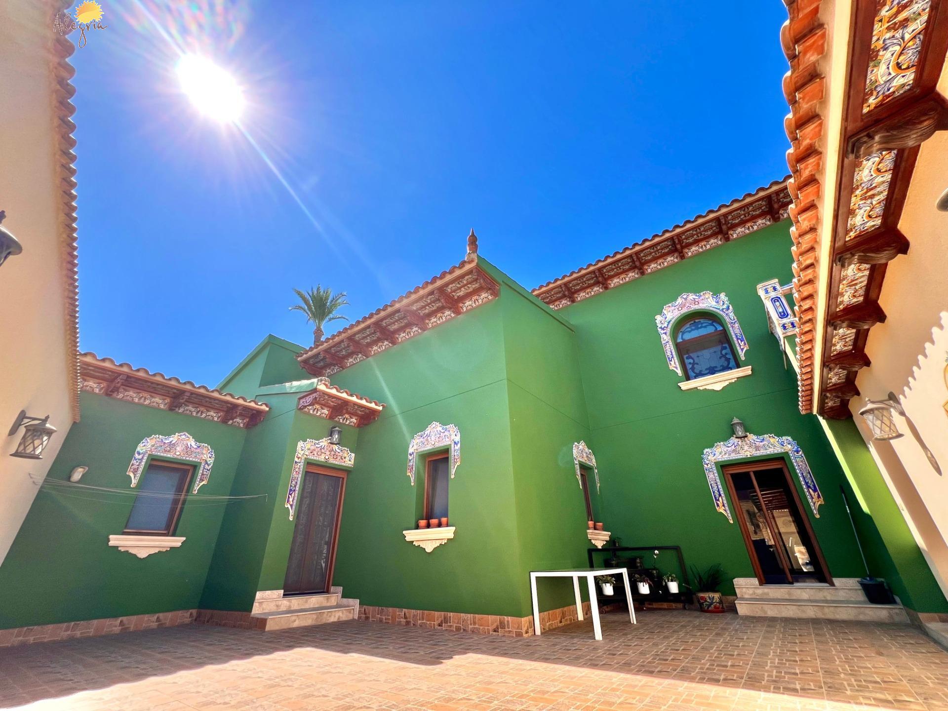 Villa en venta en Almoradi