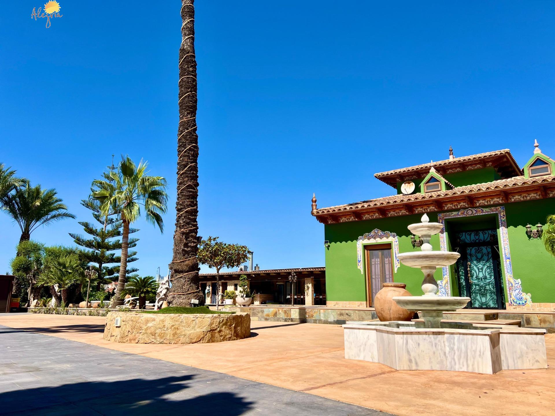 Villa en venta en Almoradi