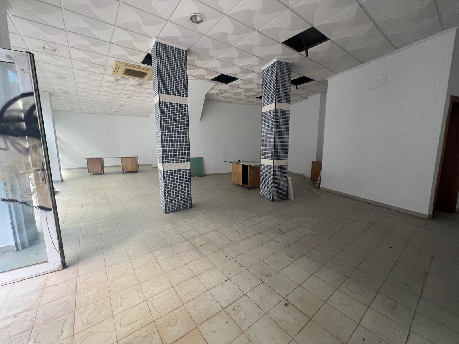 Comercial en venta en Torrevieja