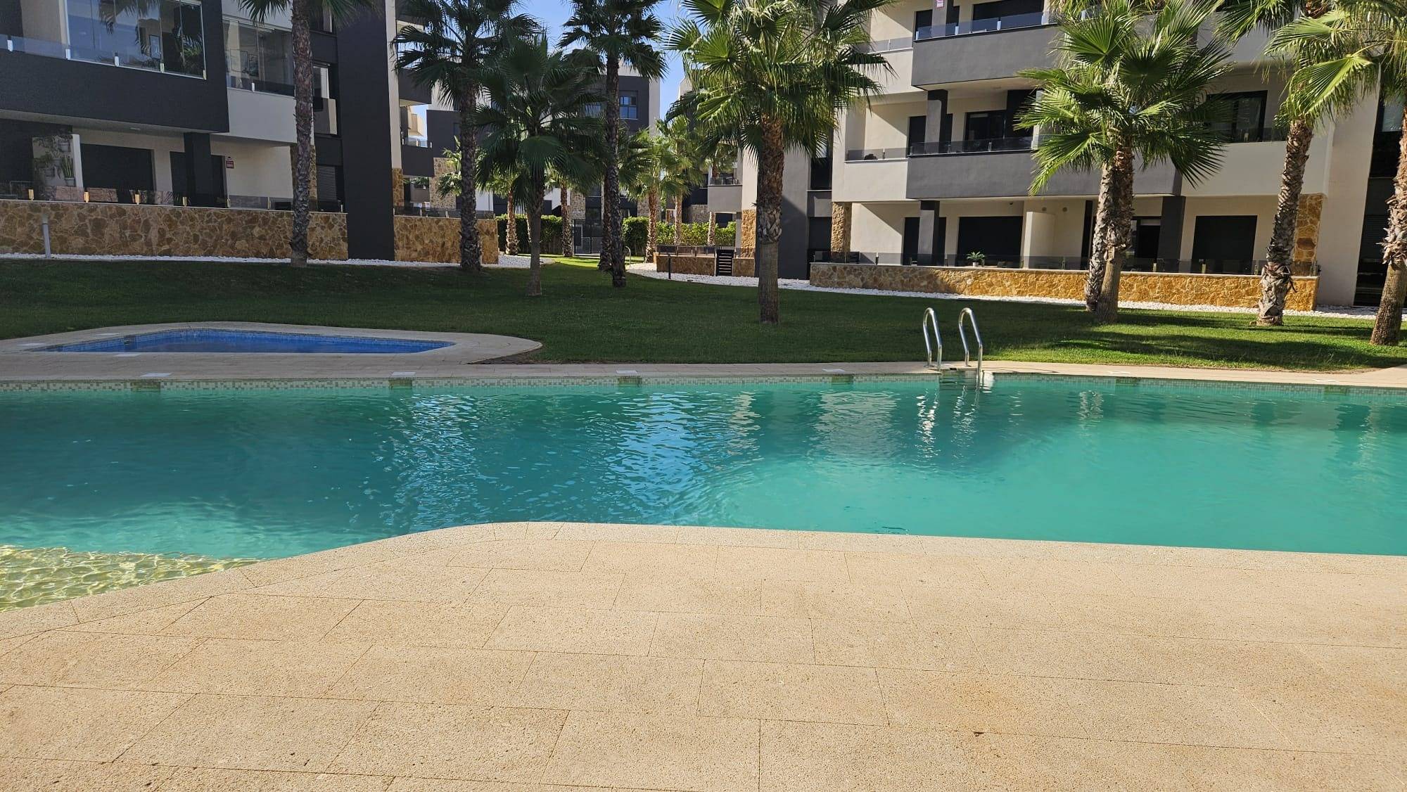 Piso en venta en Orihuela Costa
