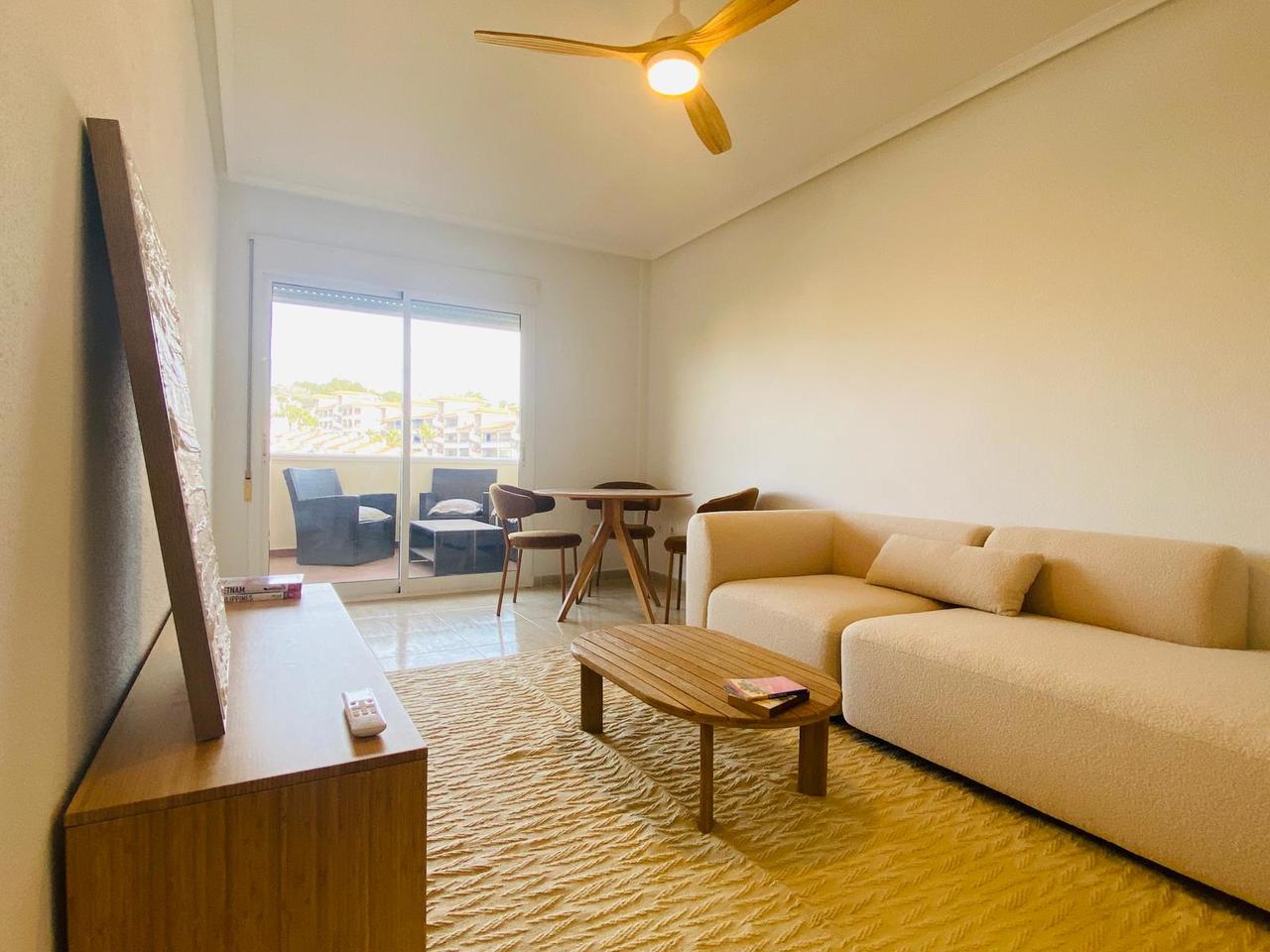 Piso en venta en Villamartin