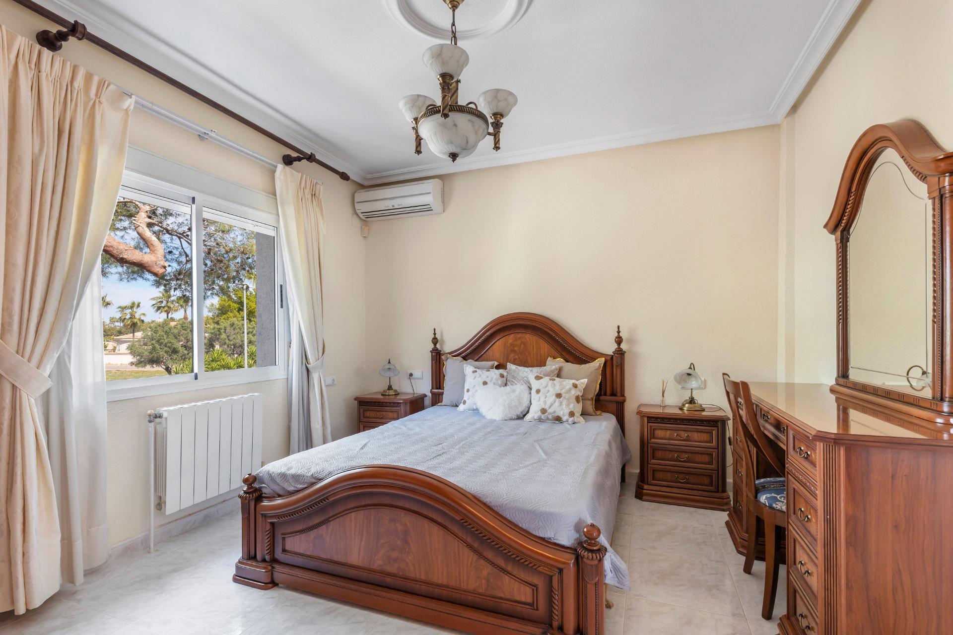 Villa for sale in Rojales, Alicante, Spain