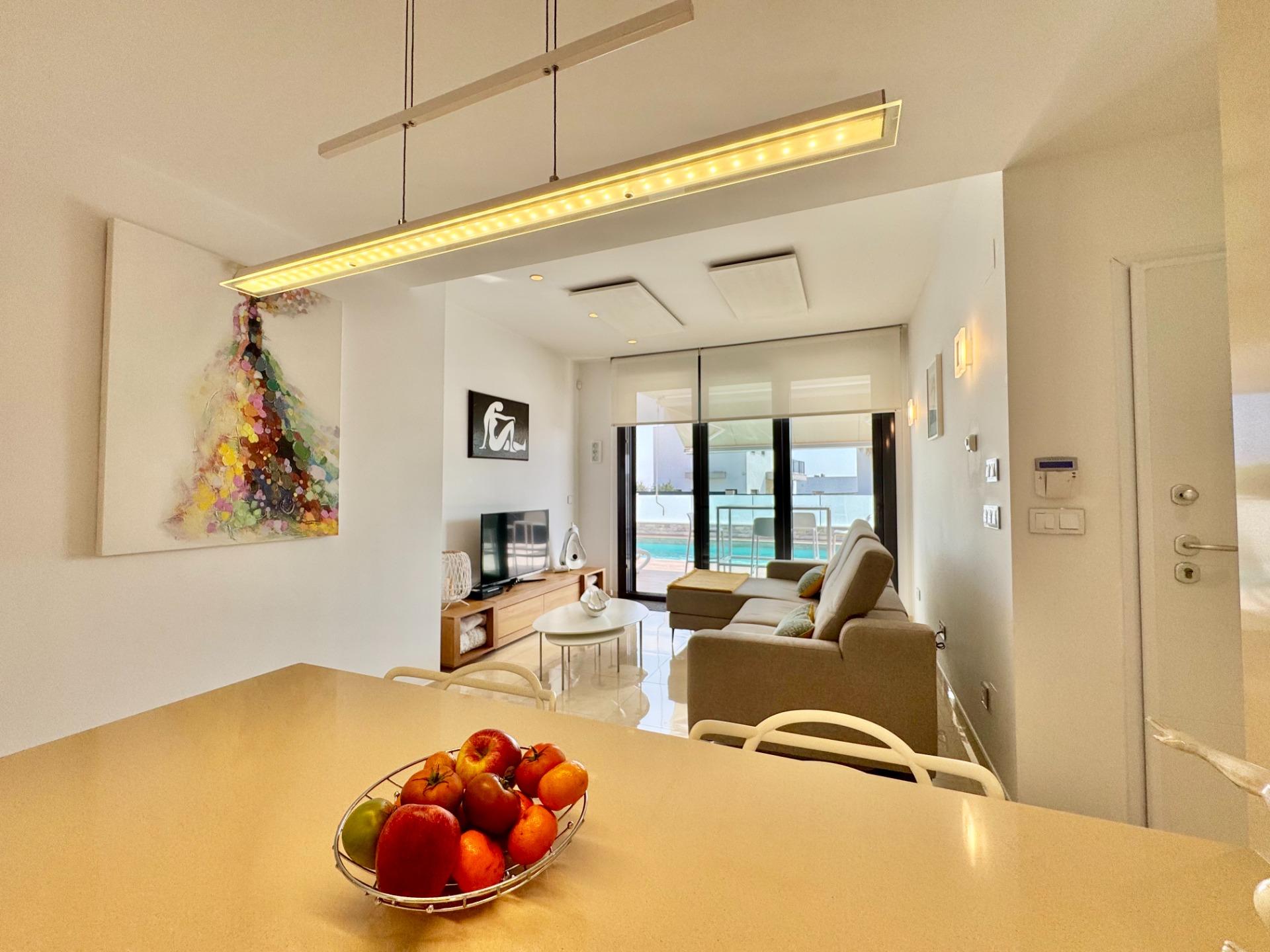 Villa en venta en San Miguel De Salinas
