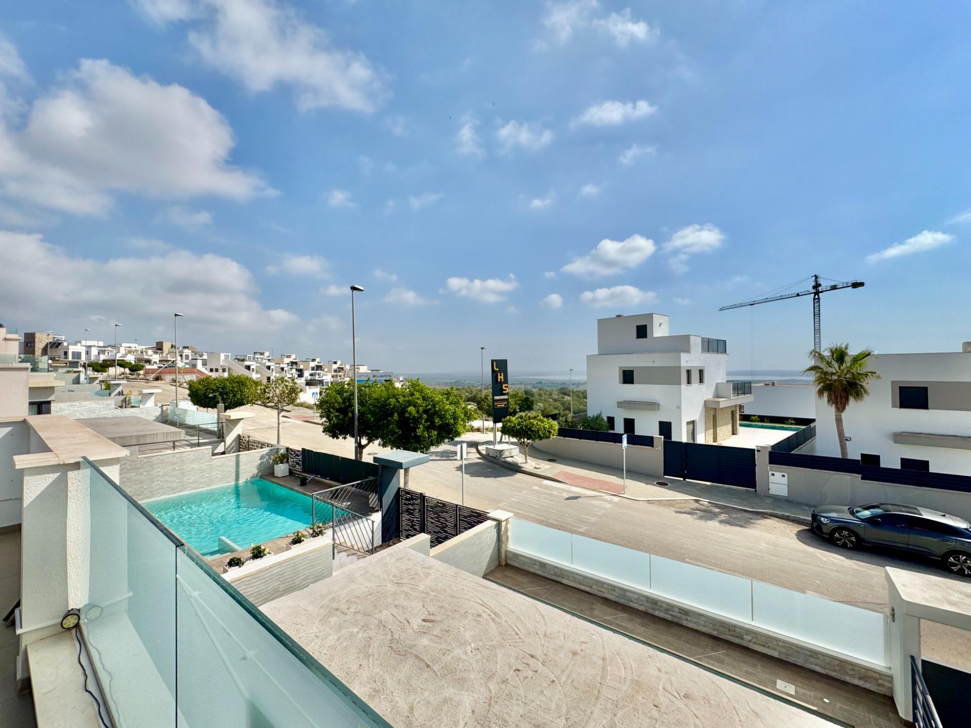 Villa en venta en San Miguel De Salinas