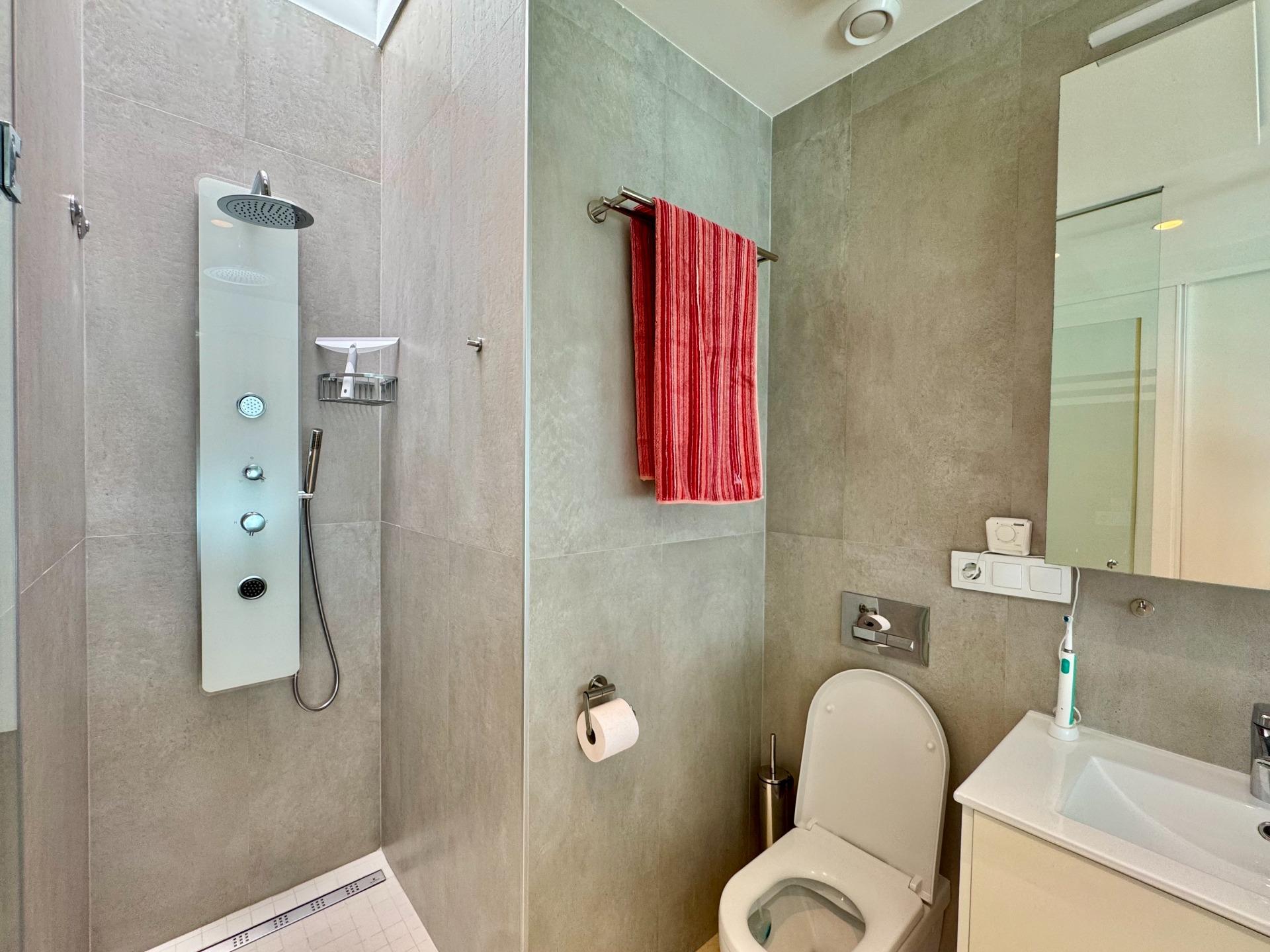 Villa en venta en San Miguel De Salinas