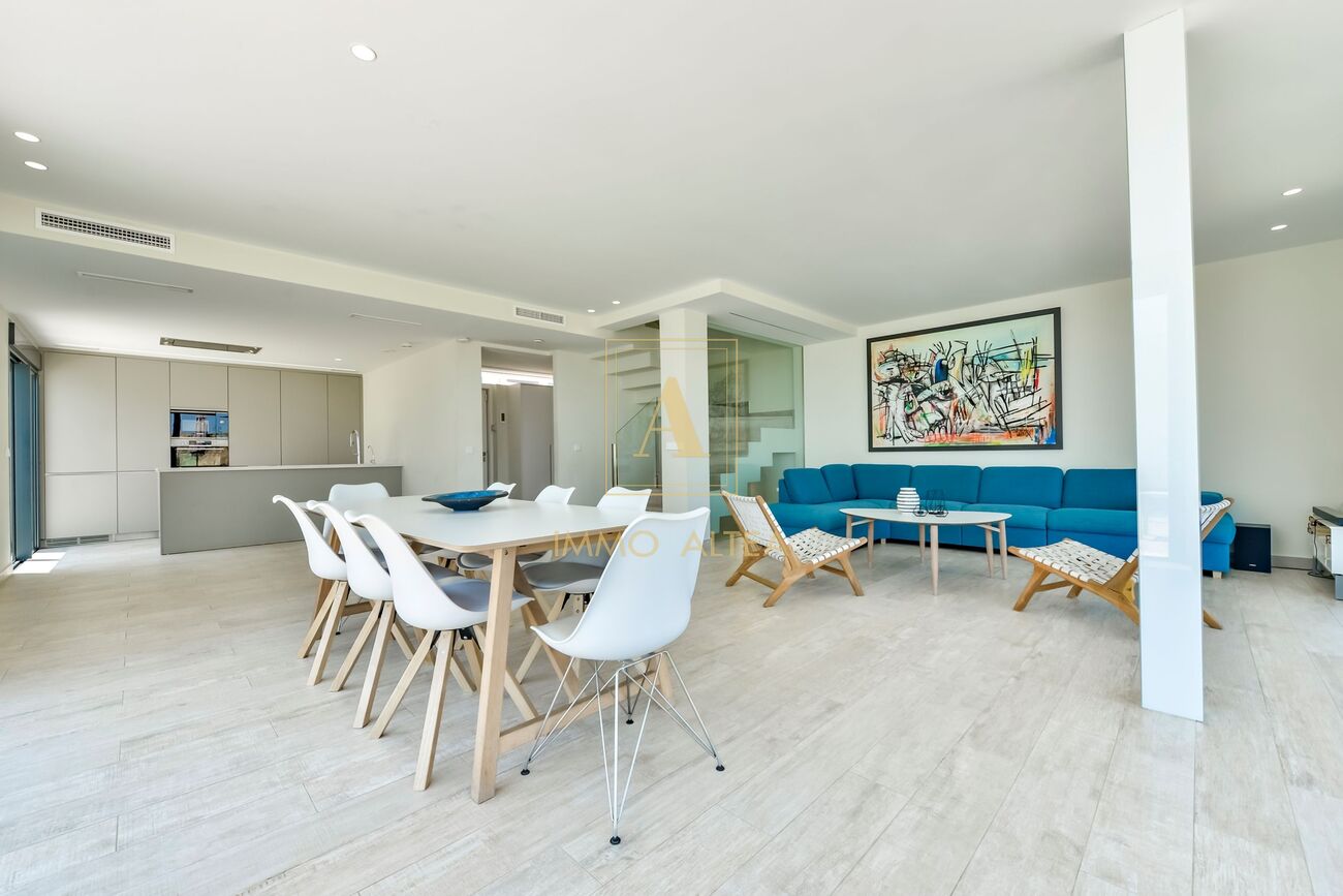 Villa for sale in Finestrat, Alicante, Spain