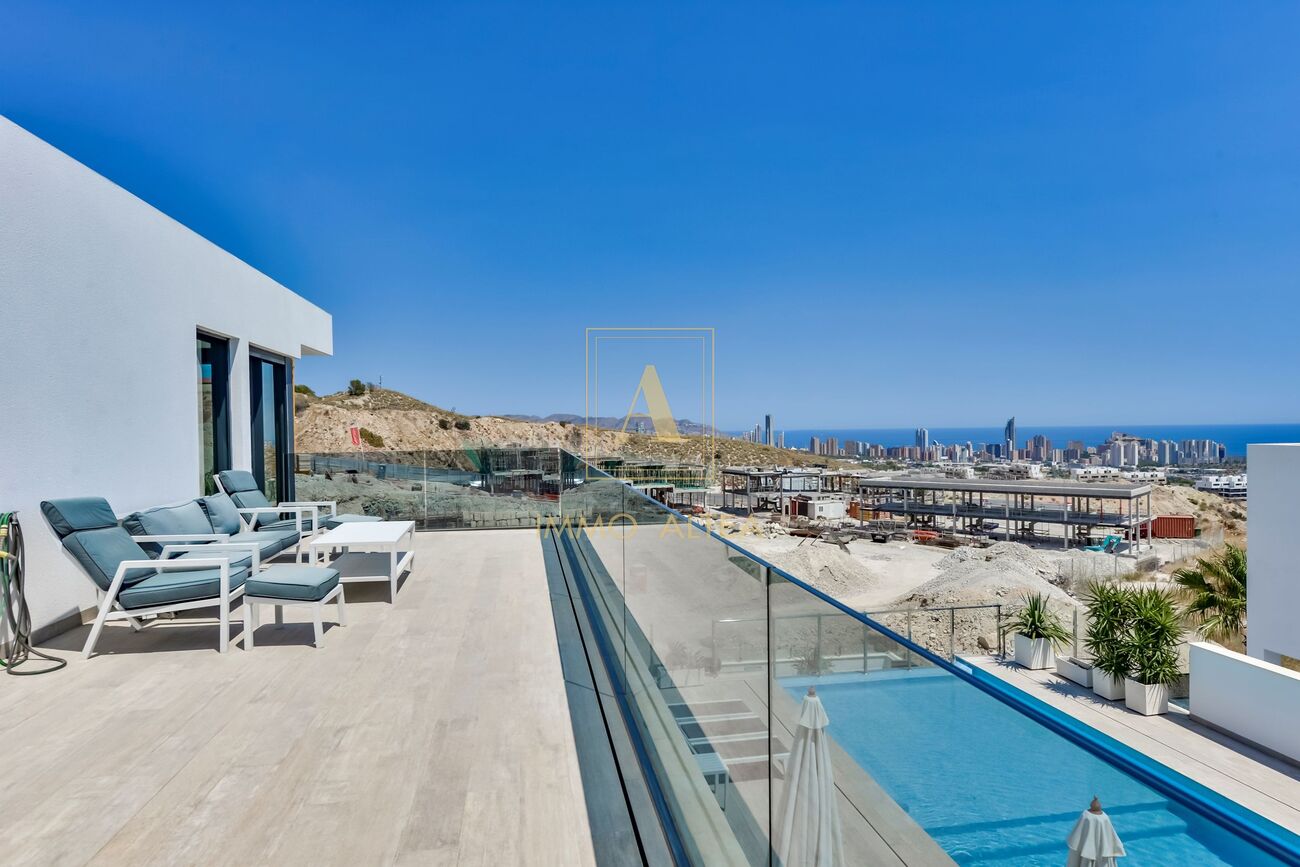 Villa for sale in Finestrat, Alicante, Spain