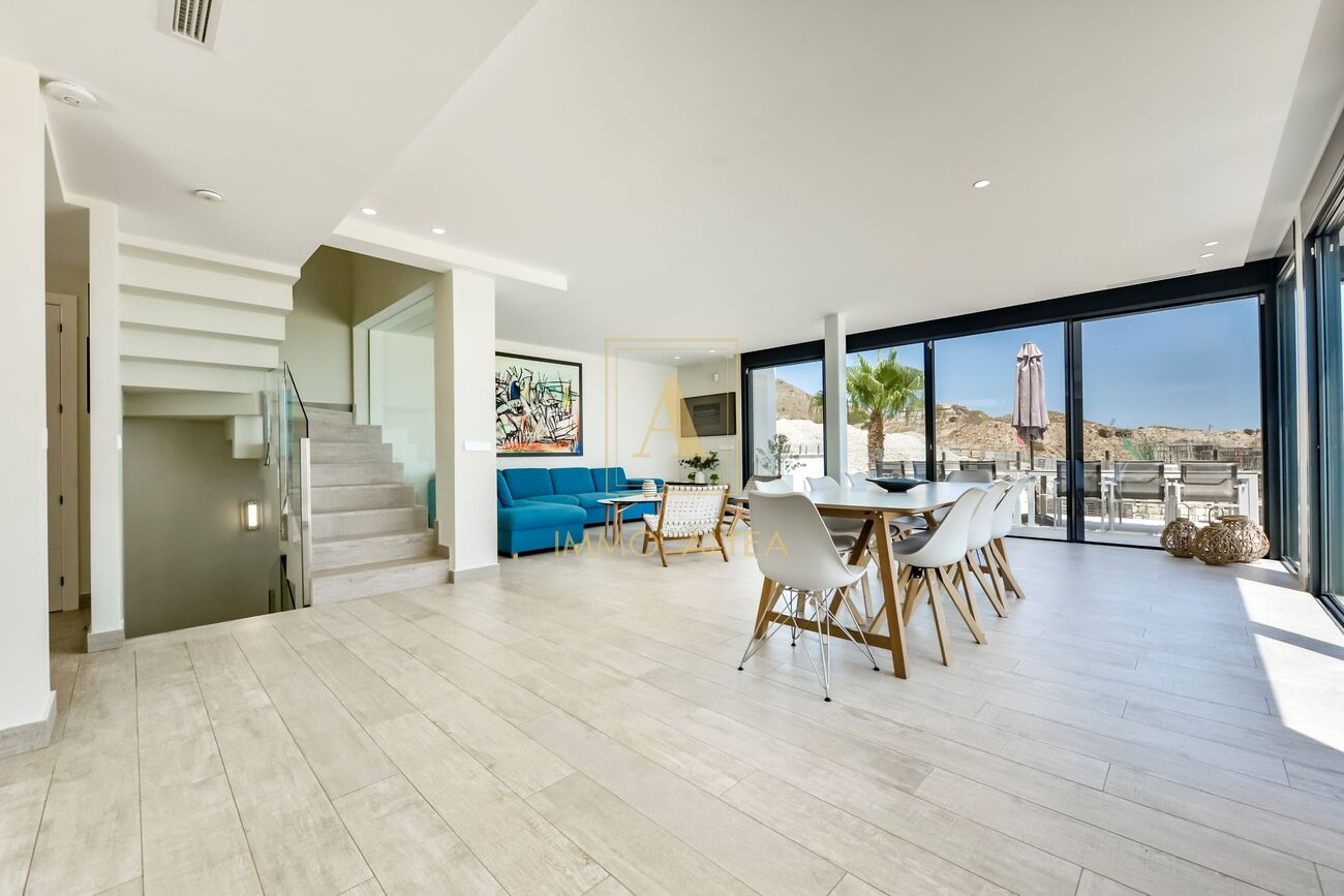 Villa for sale in Finestrat, Alicante, Spain