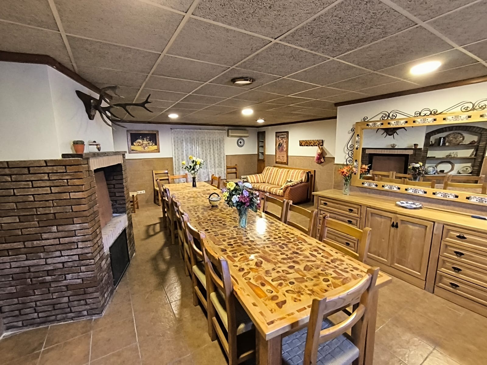 Villa for sale in Yecla, Murcia, Spain