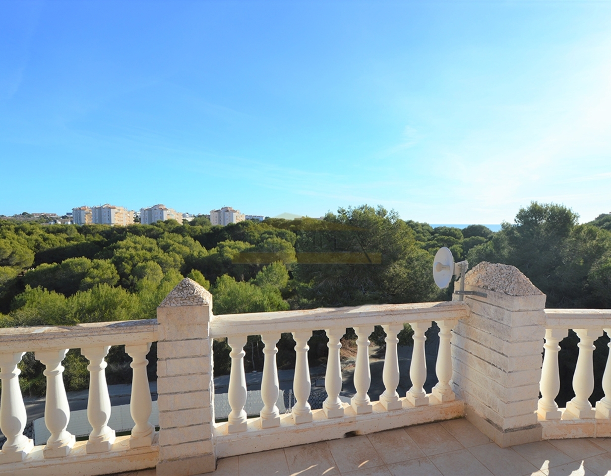 Villa en venta en Campoamor
