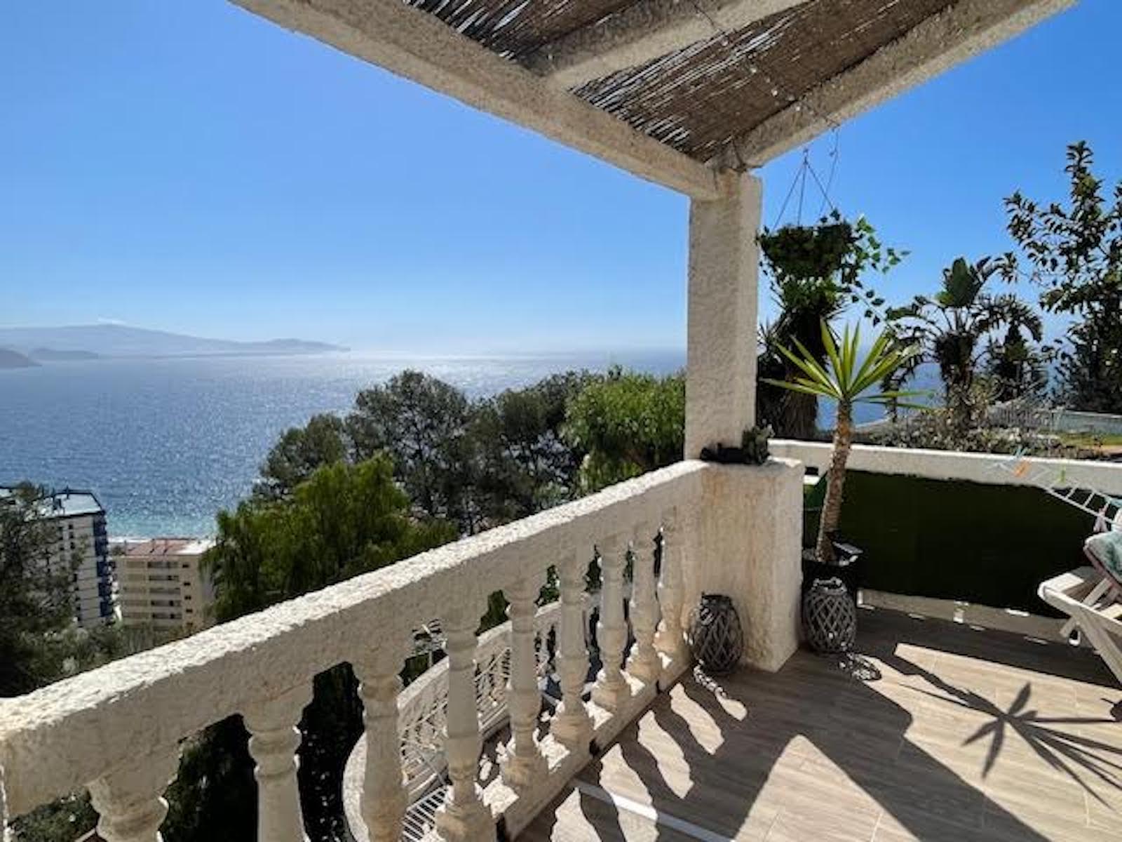 Villa en venta en Almuñecar