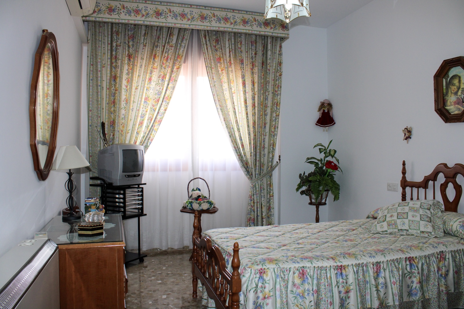 Villa en venta en Fuente Vaqueros
