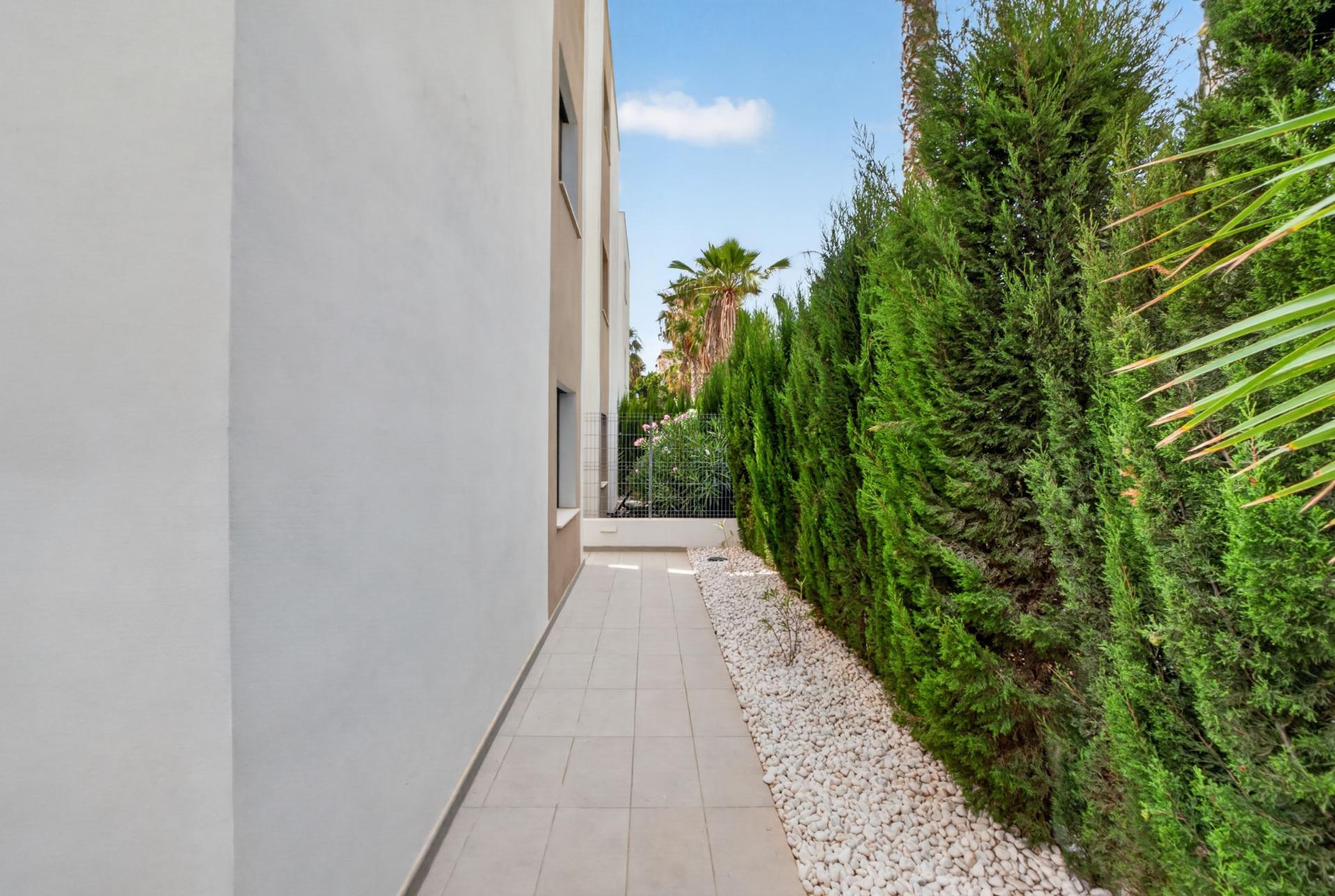 Villa for sale in Guardamar Del Segura, Alicante, Spain