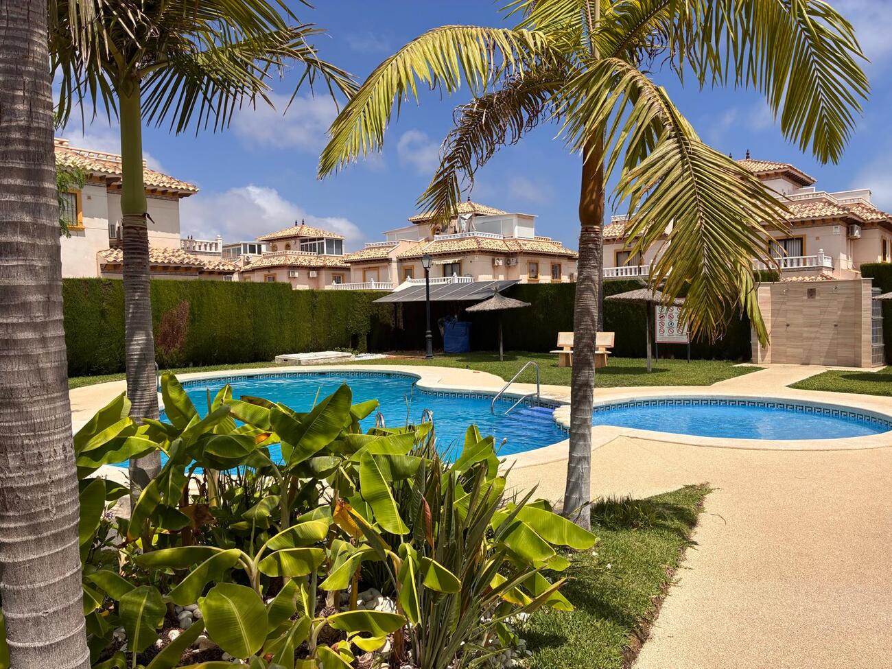 Semi Detached for sale in Lomas De Caboroig, Alicante, Spain