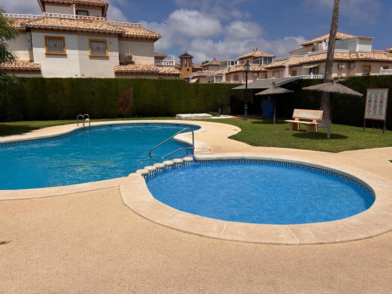 Semi Detached for sale in Lomas De Caboroig, Alicante, Spain