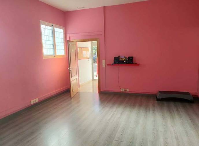 Comercial en venta en Murcia