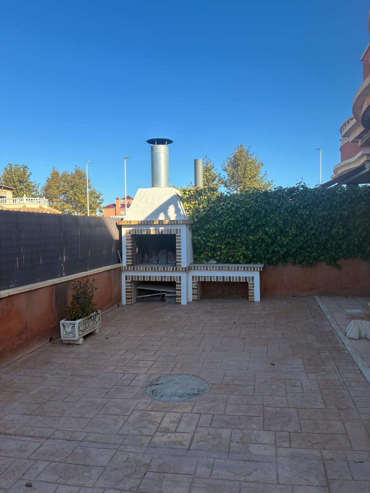 Villa for sale in Almoradi, Alicante, Spain