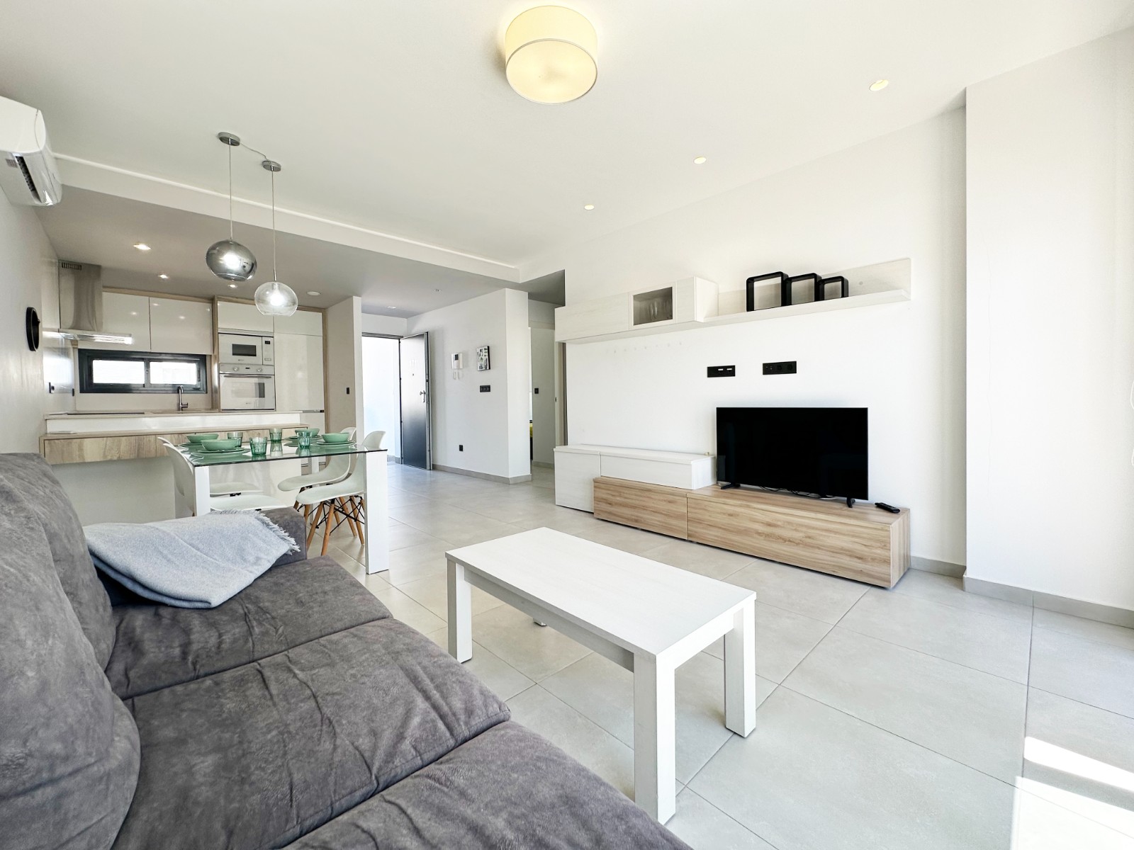 Apartment for sale in Guardamar Del Segura, Alicante, Spain