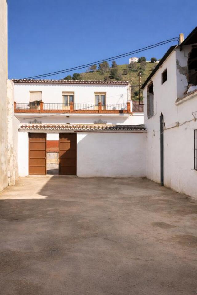 Villa for sale in Alora, Málaga, Spain
