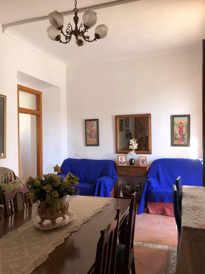 Villa en venta en Alora