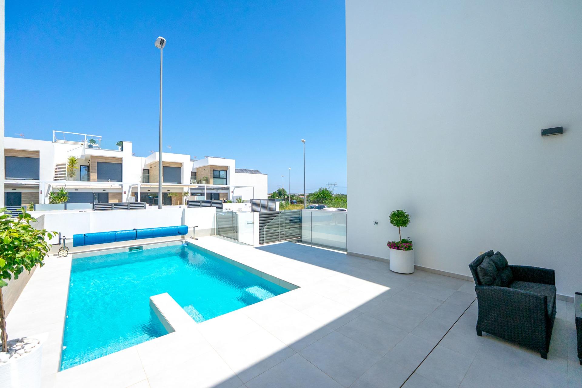 Villa for sale in Rojales, Alicante, Spain