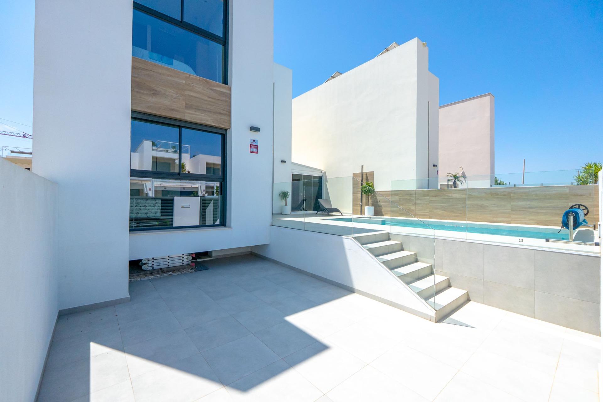 Villa for sale in Rojales, Alicante, Spain