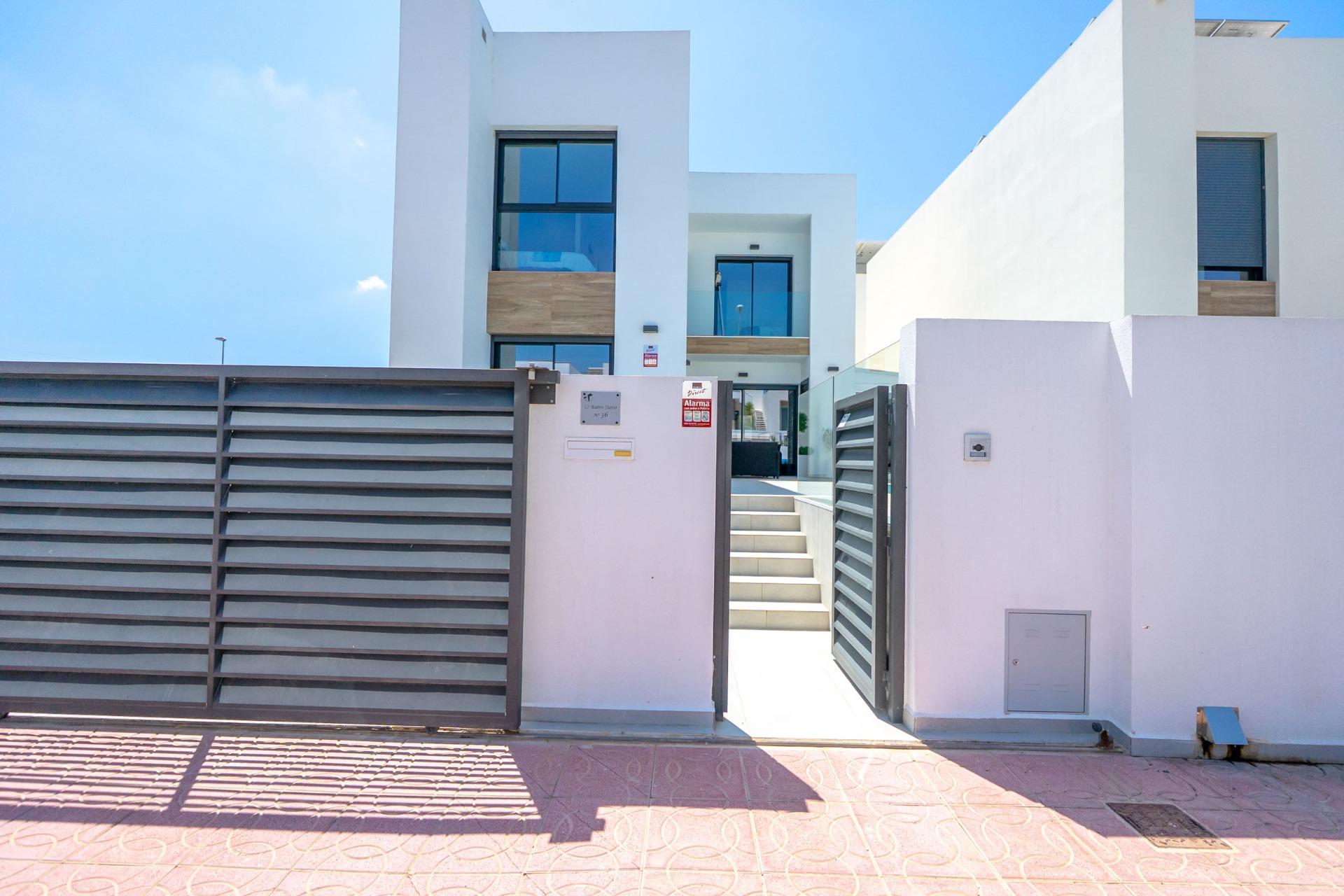 Villa for sale in Rojales, Alicante, Spain