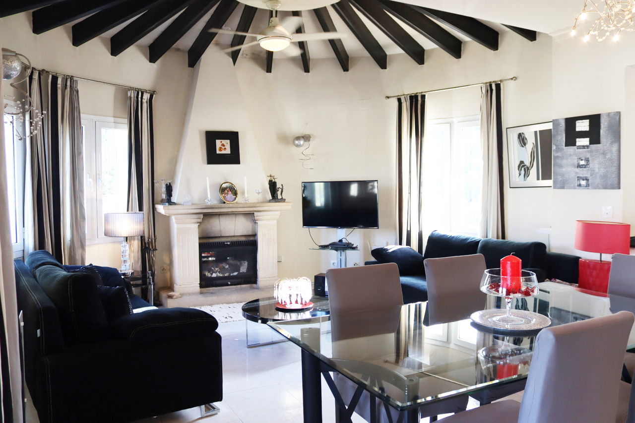 Villa for sale in Murla, Alicante, Spain