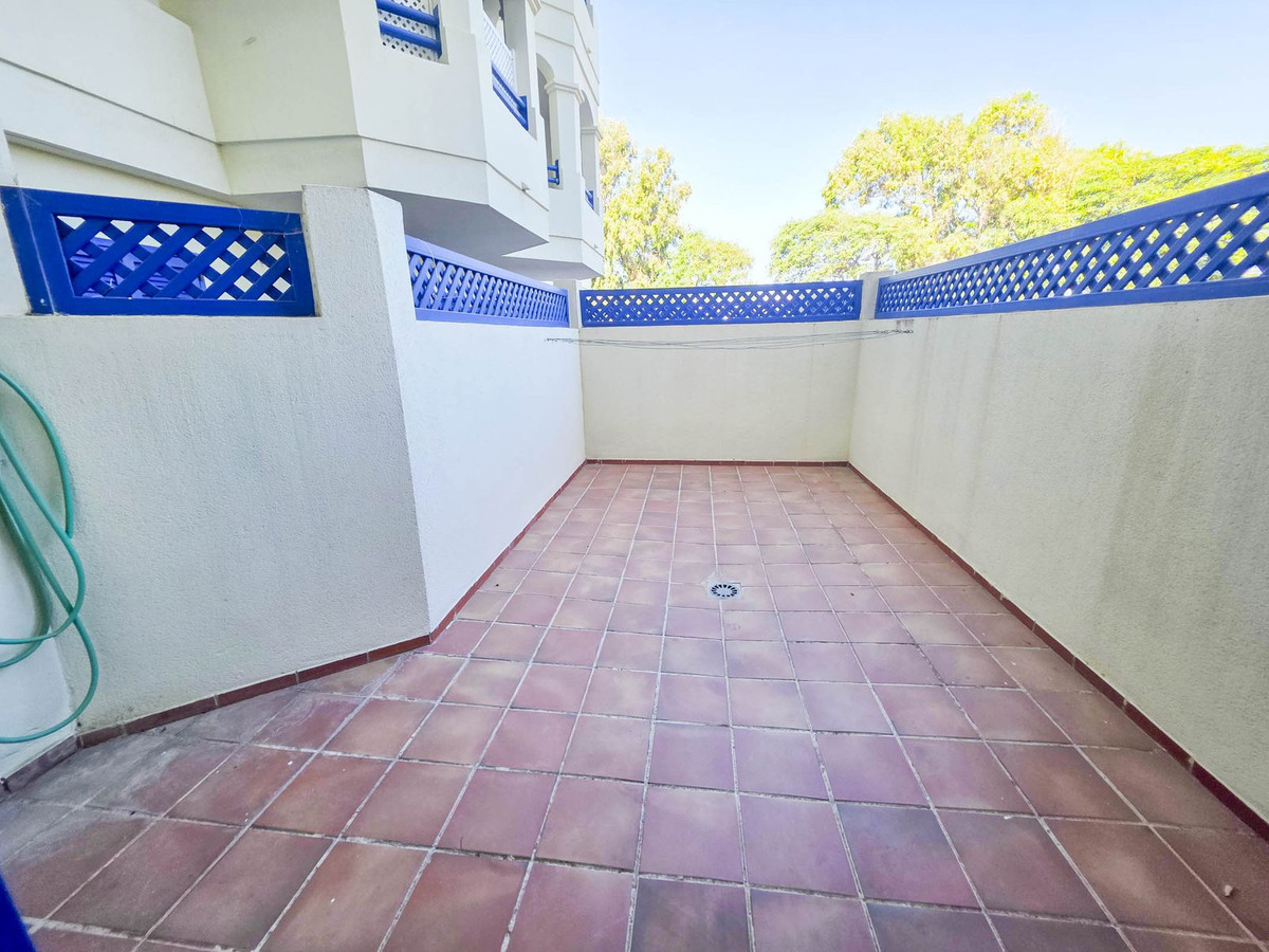 Apartment for sale in San Luis De Sabinillas, Málaga, Spain