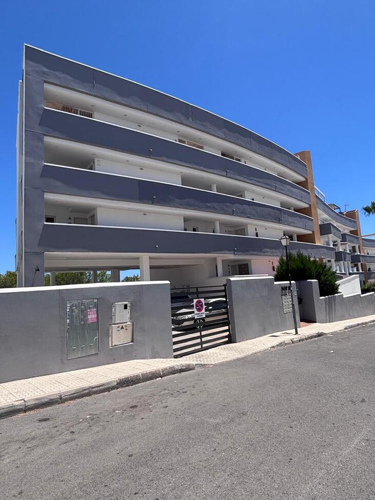 Apartment for sale in Villamartin, Alicante, Spain